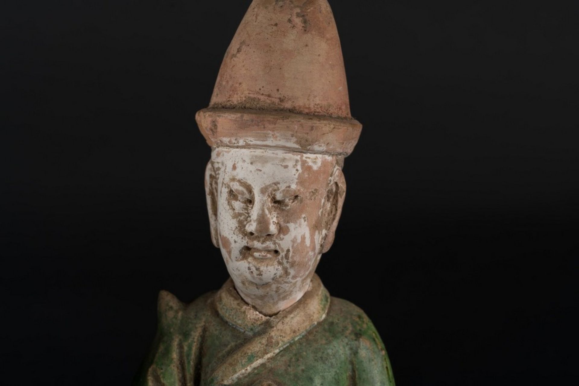 Arte Cinese Two glazed earthenware Minqi burial figures China, Ming dynasty . - Image 3 of 5