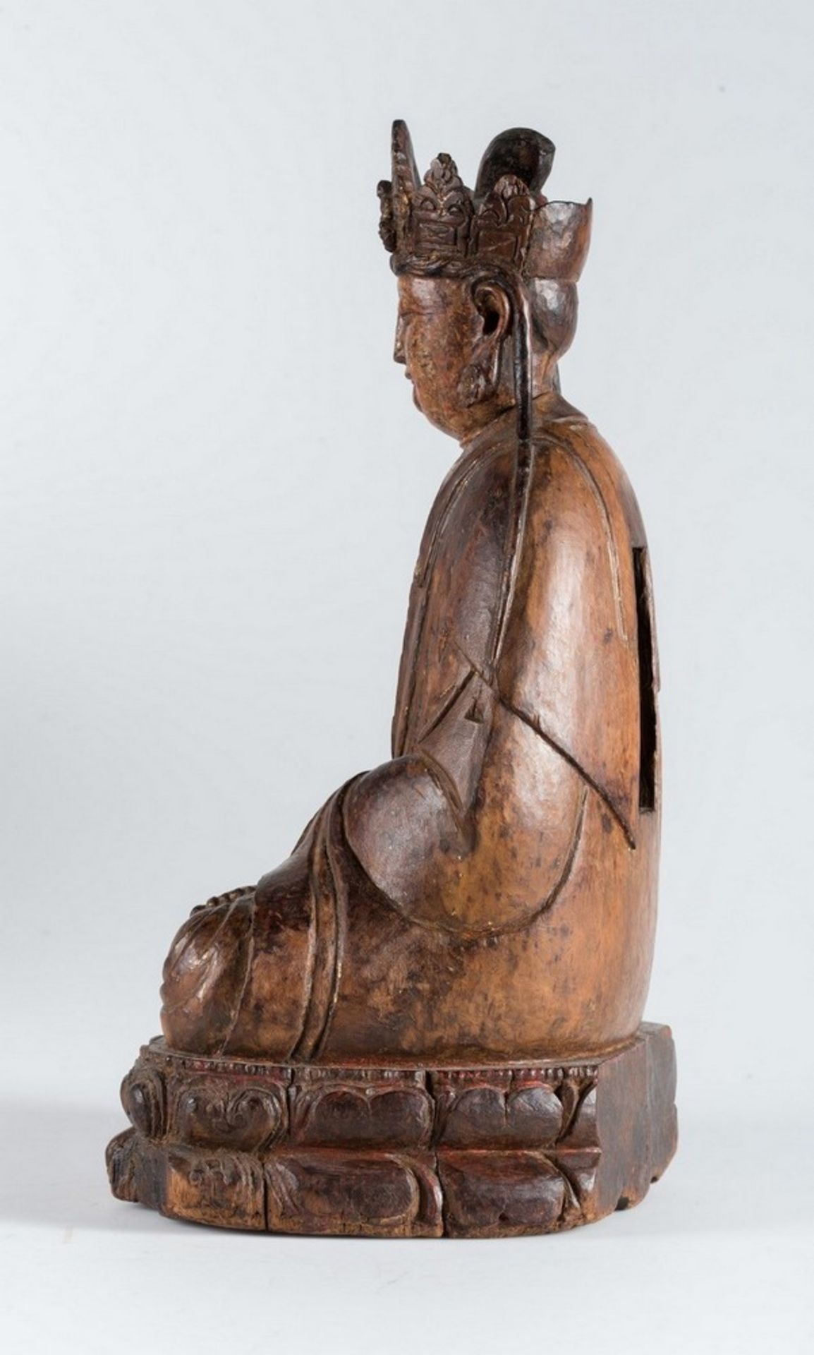 Arte Cinese A hardwood sculpture of Guanyin China, Yuan dynasty, 1279 - 1368. - Image 6 of 7