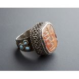 Arte Islamica A silver and carnelian ring incrusted with turquoiseCentral Asia, 19th century .