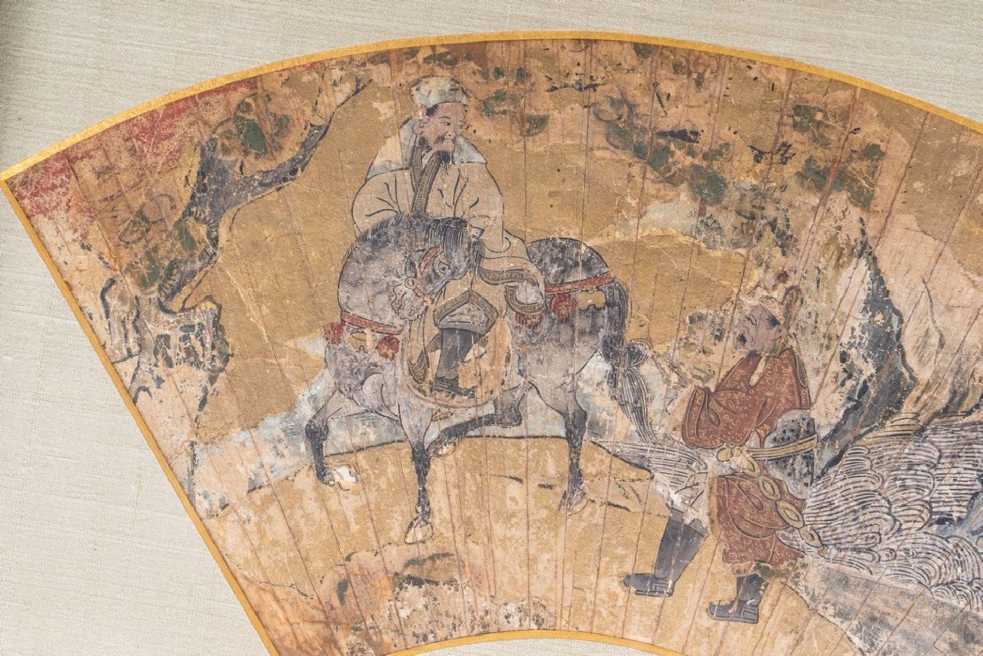 ARTE GIAPPONESE A paper folding fan decorated with characters riding Japan or Korea, 18th-19th cent - Image 3 of 3