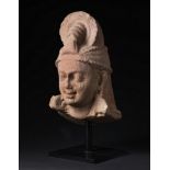 Arte Indiana An important red sandstone head Northern India, Kushan-Gupta transitional period, 3rd-