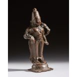 Arte Indiana A four-armed bronze figure of Vishnu India, 17th-18th century .