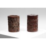 Arte Cinese A wooden carved brush pot and box China, XIX secolo .