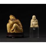 Arte Cinese Two ivory carving: one Budai and a scholar China, late 19th-early 20th century .