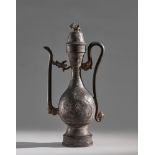 Arte Cinese A pewter ewer China, Ming dynasty .