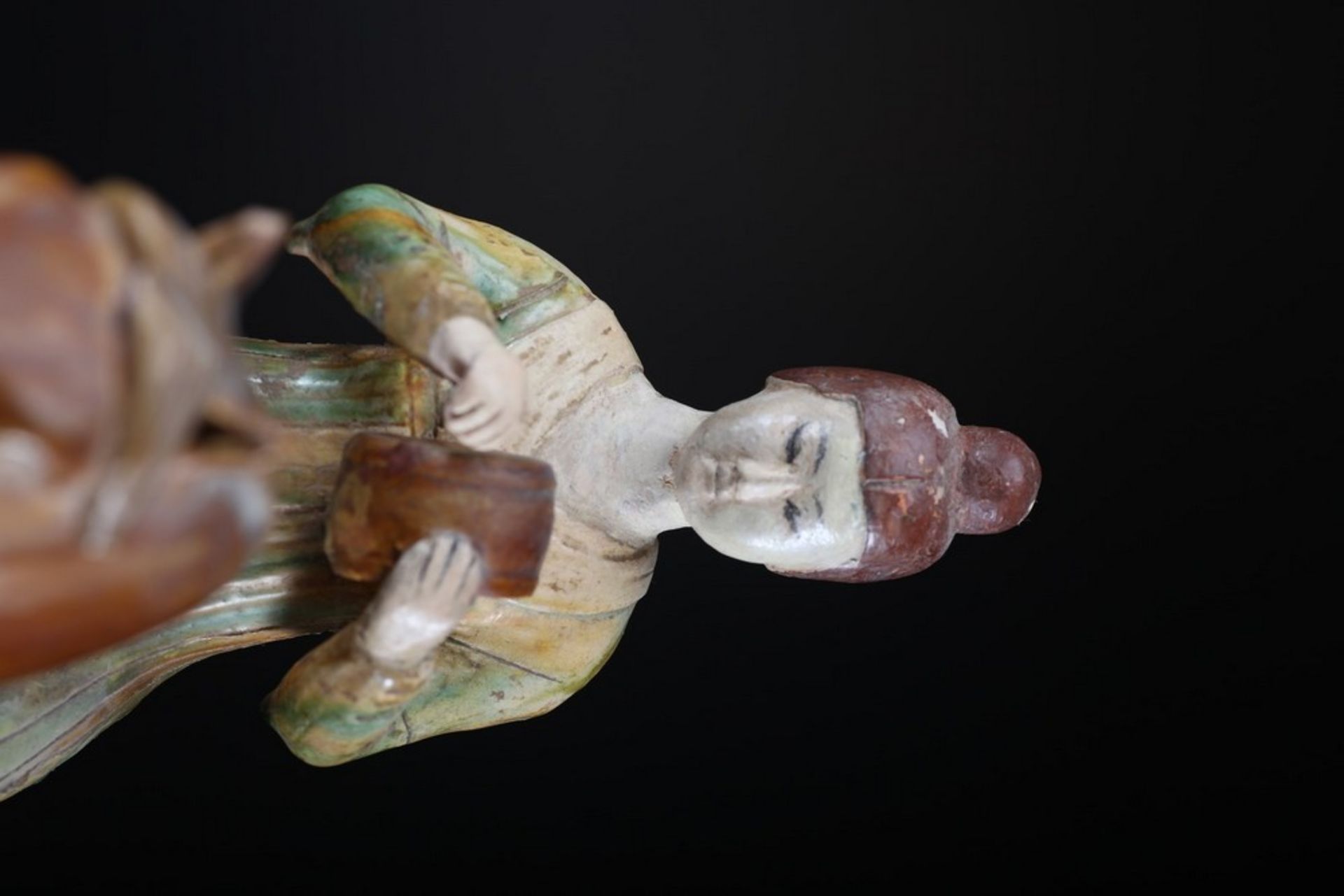 Arte Cinese A ceramic sancai glazed lady on horse in the Tang styleChina, 19th century . - Image 5 of 5