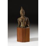 Arte Sud-Est Asiatico A bronze walking Buddha torso Thailand, 20th century .