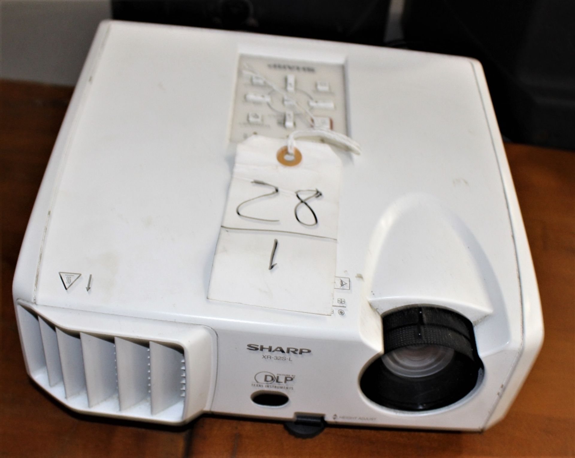 SHARP DLI DIGITAL PROJECTOR