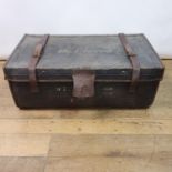 A vintage travelling trunk, by Hill & Millard, 21 cm wide