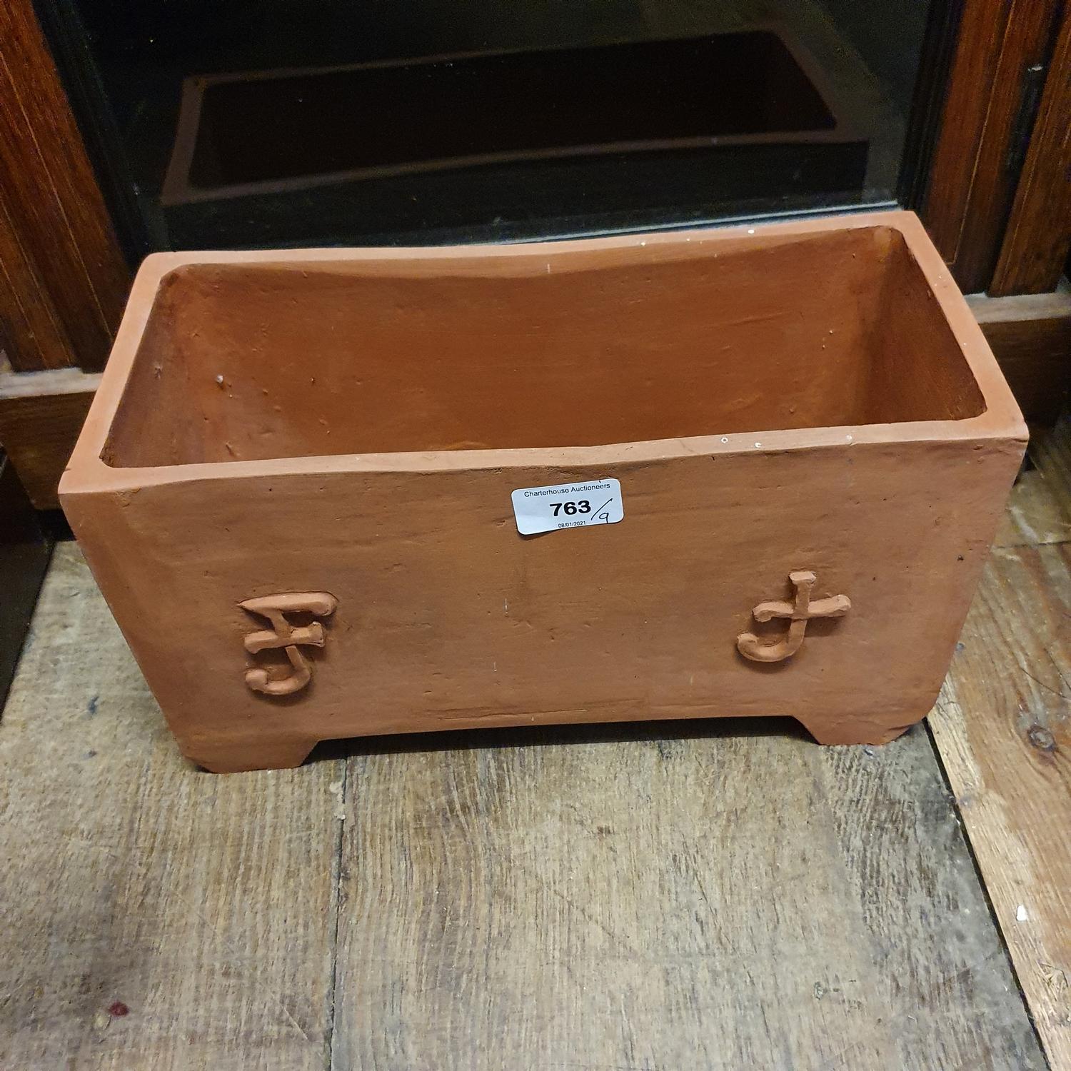 A 19th century mahogany dressing mirror, 69 cm wide, three planters and five storage jars (9) - Image 4 of 6