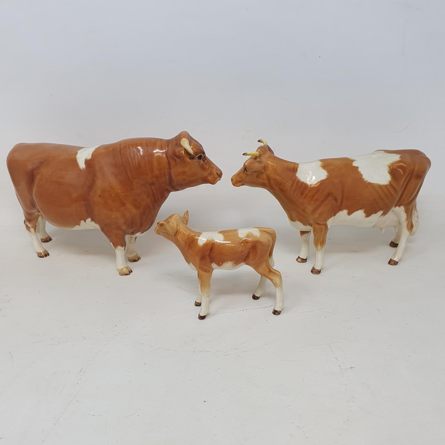 A Beswick Guernsey bull, CH. Sabrina's Sir Richmond, the 14th, 1451, a Guernsey cow, 1248A, and a - Image 3 of 5