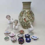 Two Lladro figures, another of a duck, various Royal Crown Derby thimbles, and other items (box)