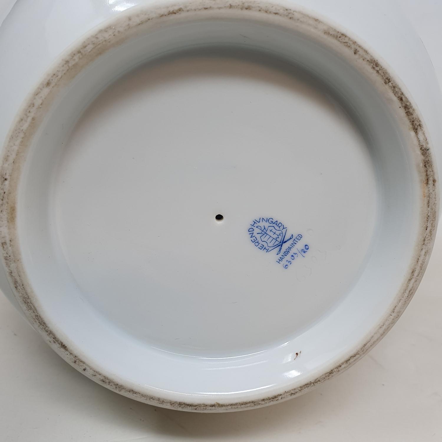 A Herend ice bucket and cover, decorated birds and butterflies, 20 cm diameter - Image 4 of 4