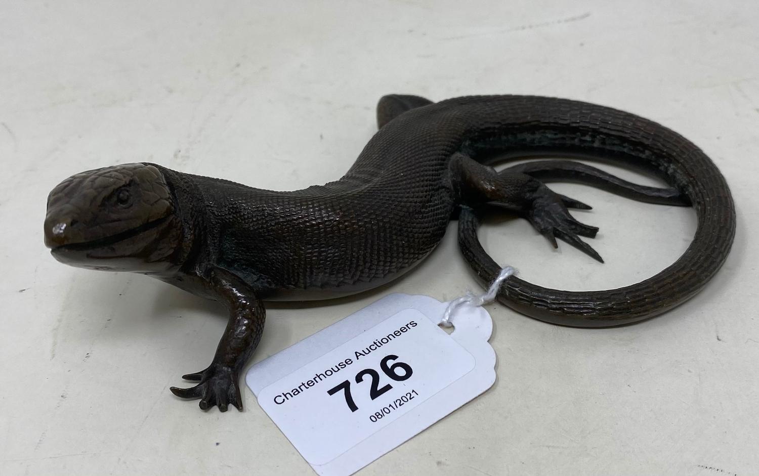 An early 20th century bronze lizard, 15 cm wide