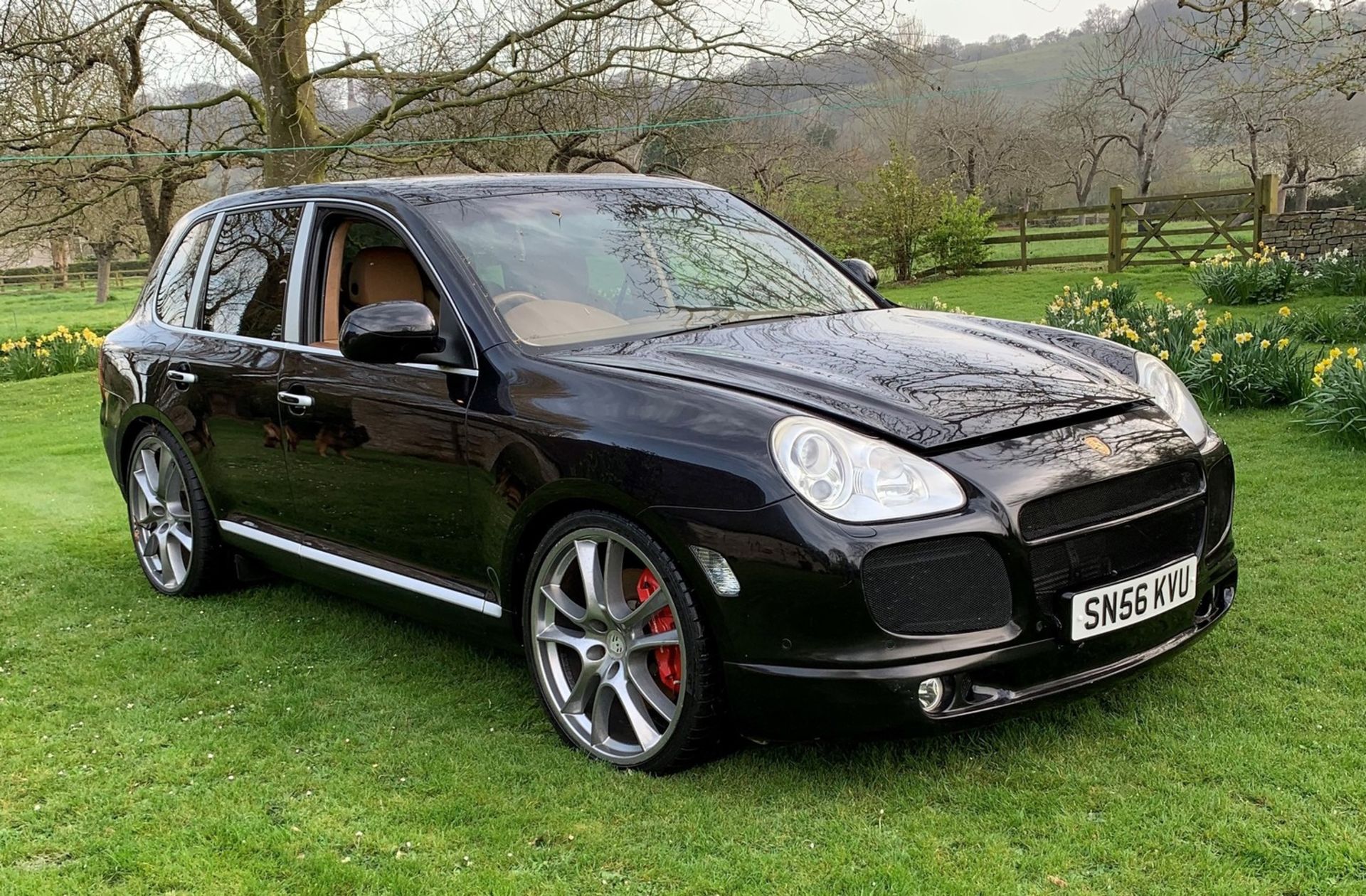 2006 Porsche Cayenne Turbo S Registration number SN56 KVU Chassis number WPIZZZ9PZ6LA84481 Engine - Image 2 of 19