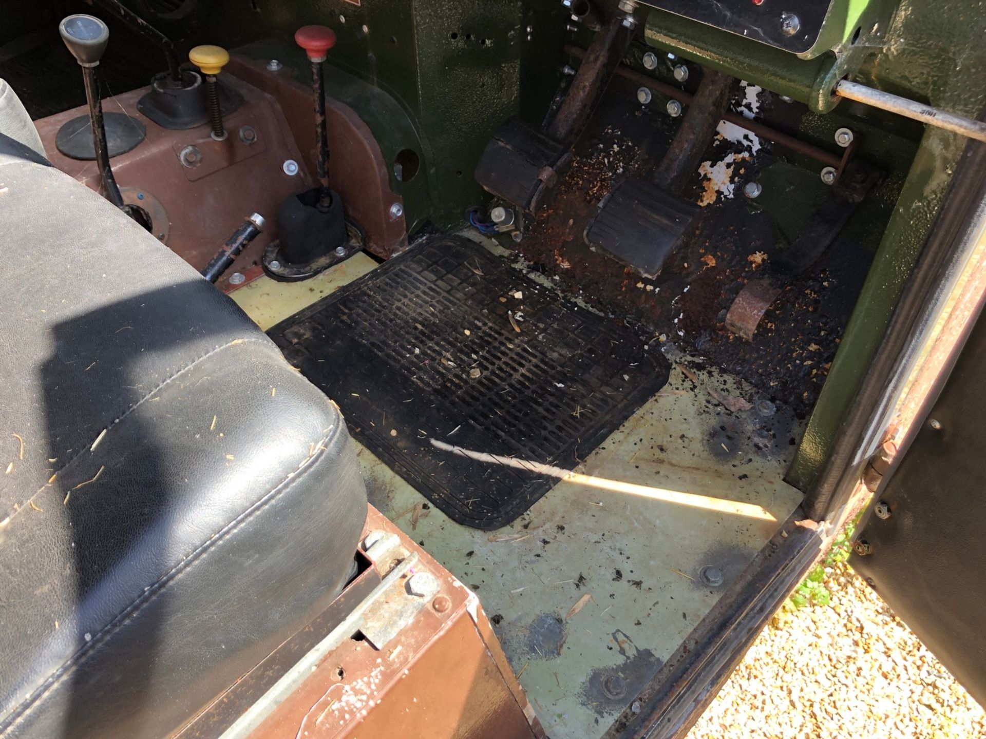 1962 Land Rover Series 2a Registration number YFF 699 Galvanised chassis, good bulkhead and straight - Image 3 of 9