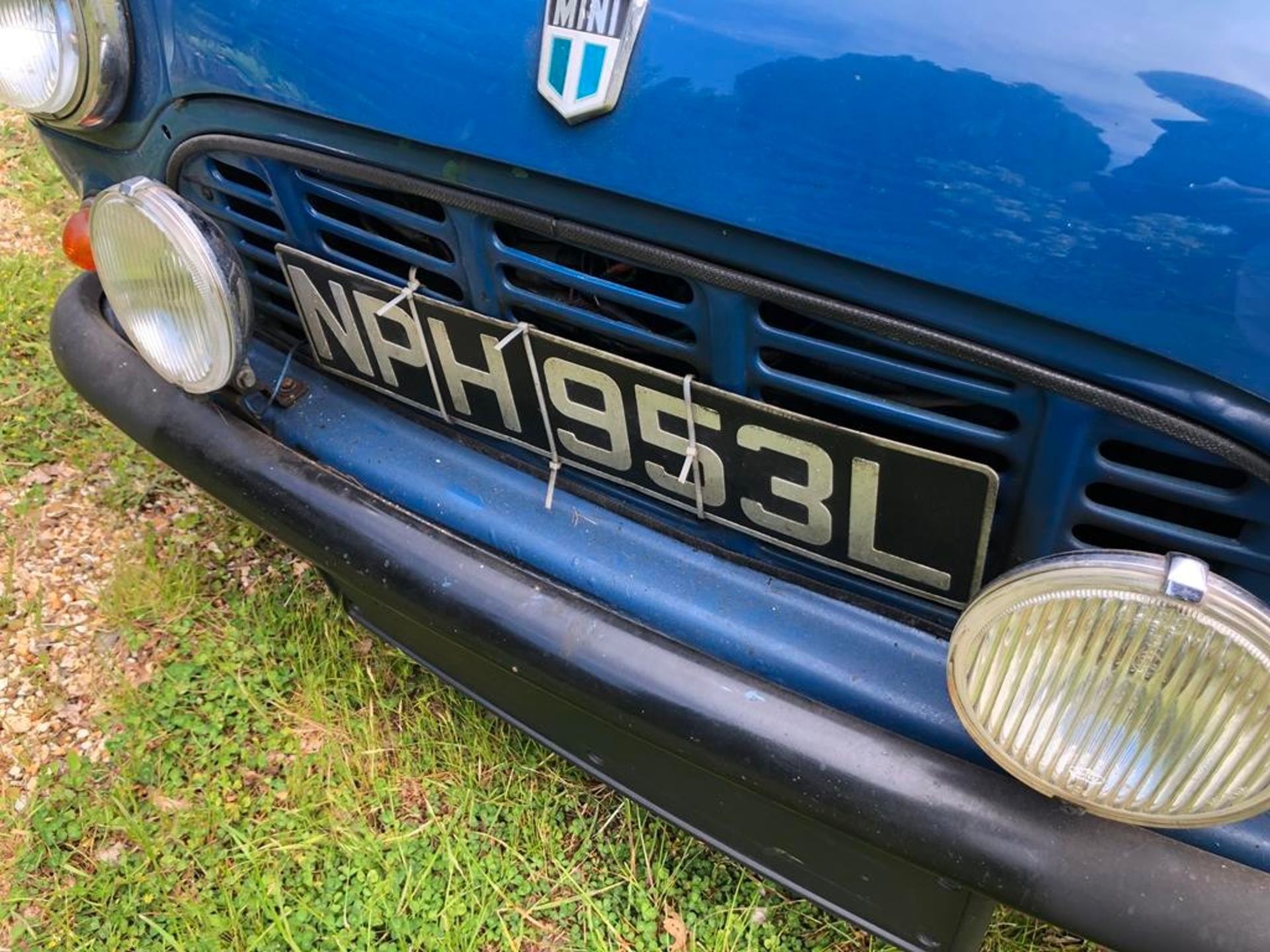 A 1972 Mini Pick-Up Registration number NPH 953L Chassis number AXAU1-781866A Blue with a black - Image 43 of 77