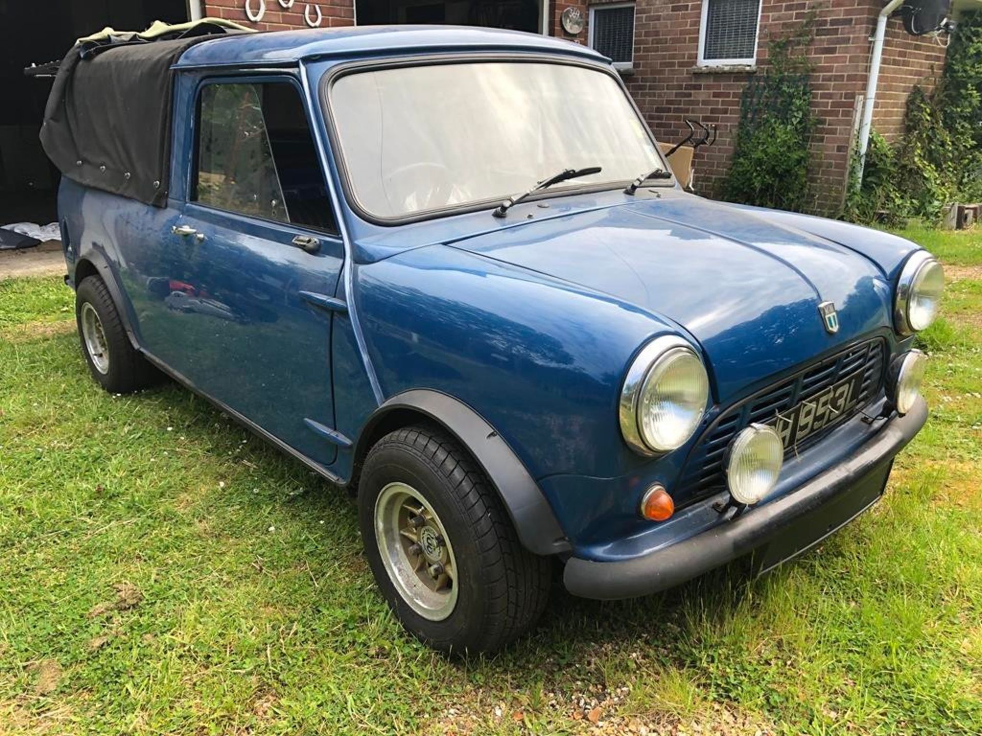 A 1972 Mini Pick-Up Registration number NPH 953L Chassis number AXAU1-781866A Blue with a black - Image 40 of 77