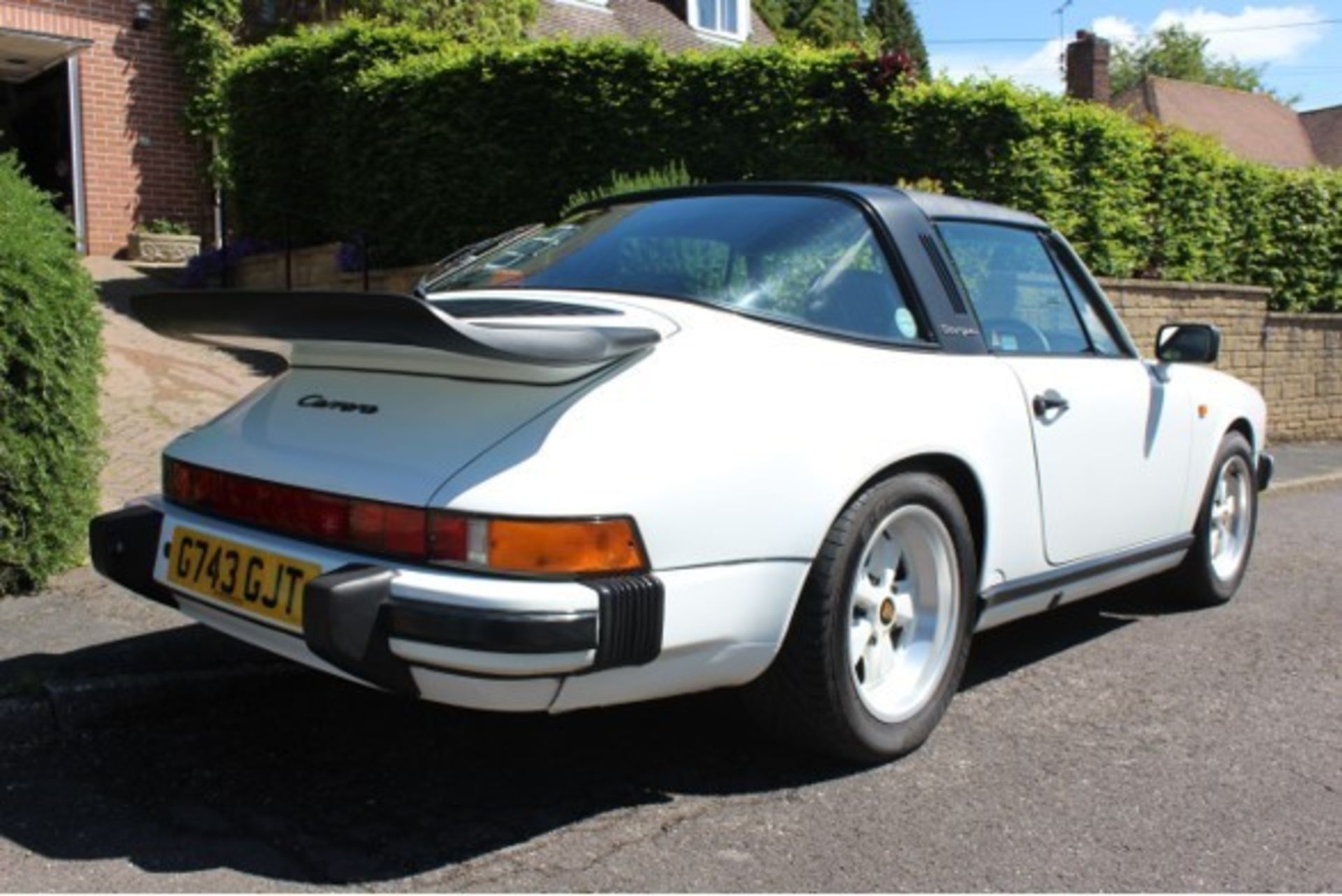 1989 Porsche 911 Sport Targa Registration number G743 GJT Chassis number WPOZZZ91ZKS141030 Grand - Image 18 of 81