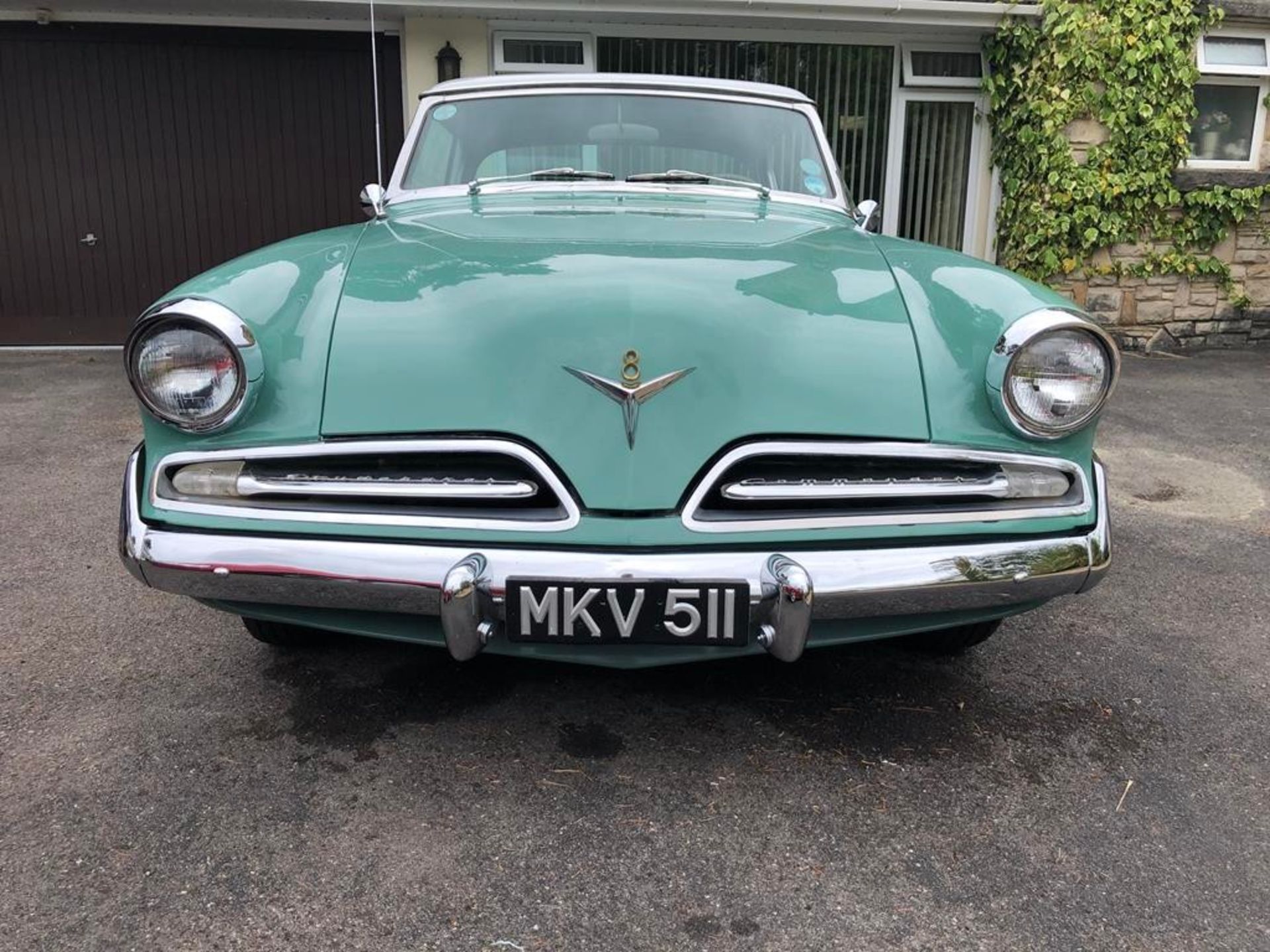 1953 Studebaker Commander Registration number MKV 511 Chassis number 8306086 Engine number V223480