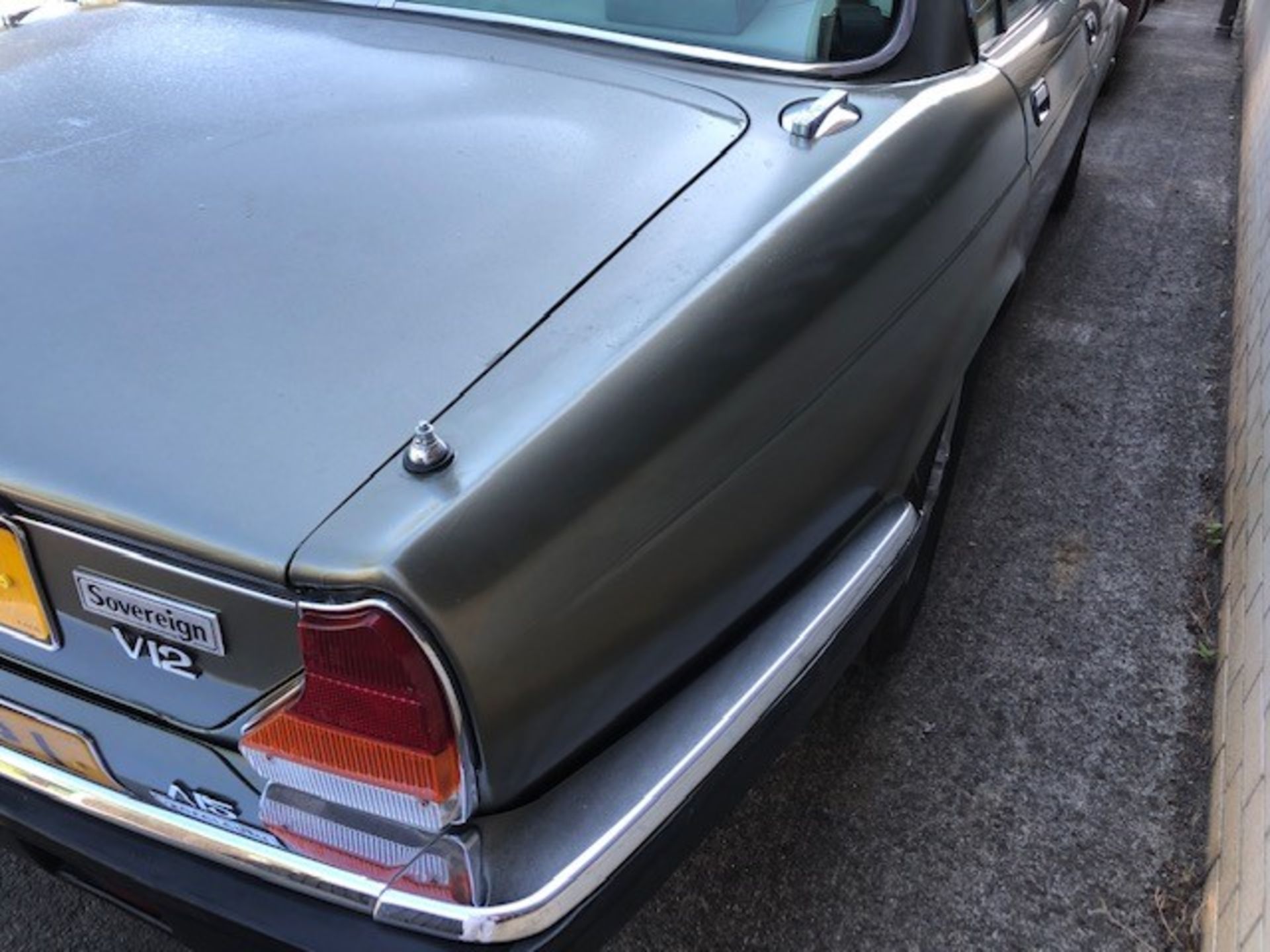 1987 Jaguar Sovereign V12 Series III Registration number D936 UGT Grey with a cream leather interior - Image 14 of 20