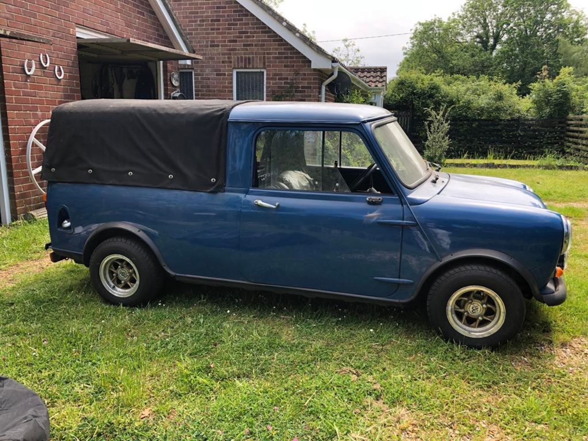 A 1972 Mini Pick-Up Registration number NPH 953L Chassis number AXAU1-781866A Blue with a black - Image 70 of 77