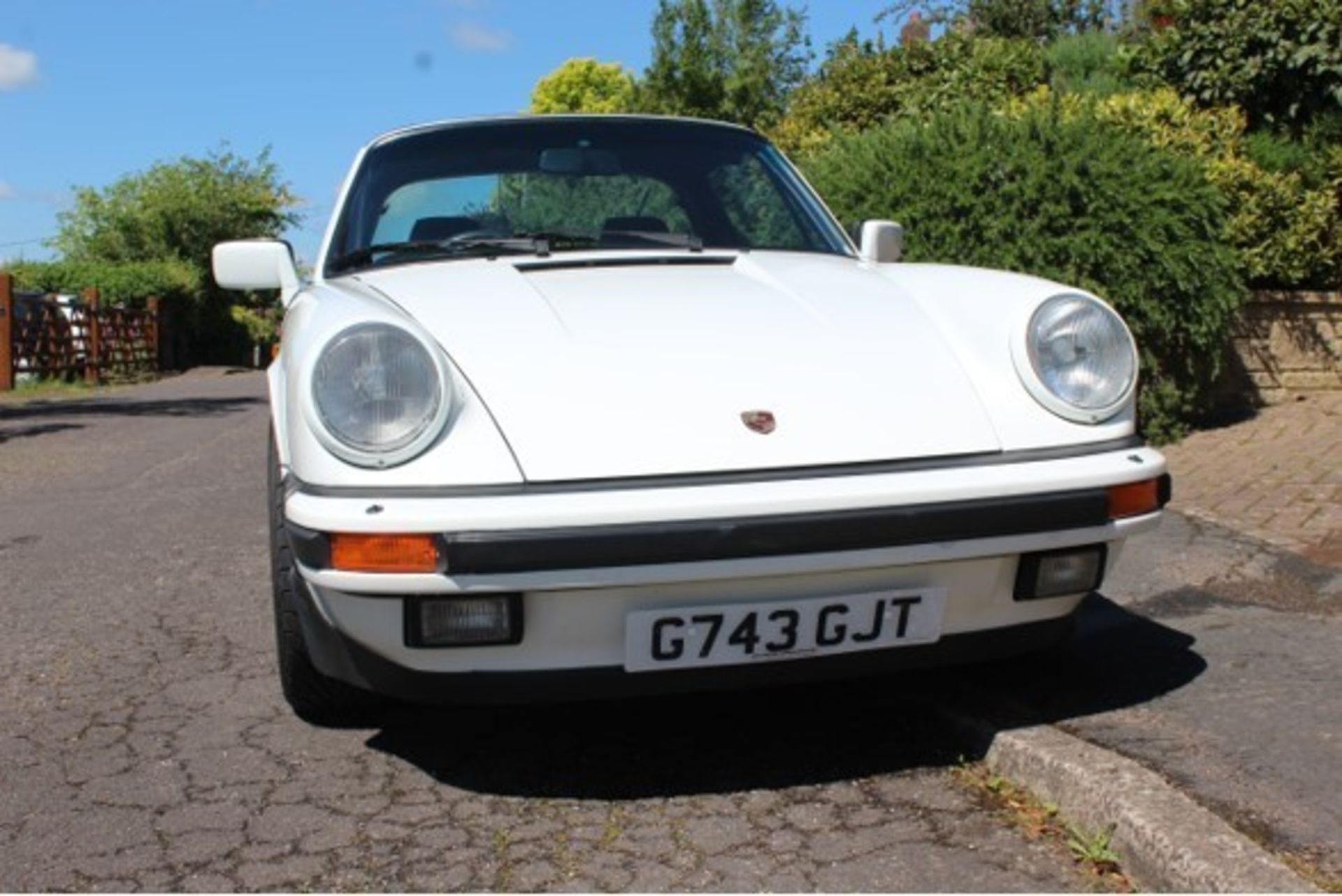 1989 Porsche 911 Sport Targa Registration number G743 GJT Chassis number WPOZZZ91ZKS141030 Grand - Image 16 of 81