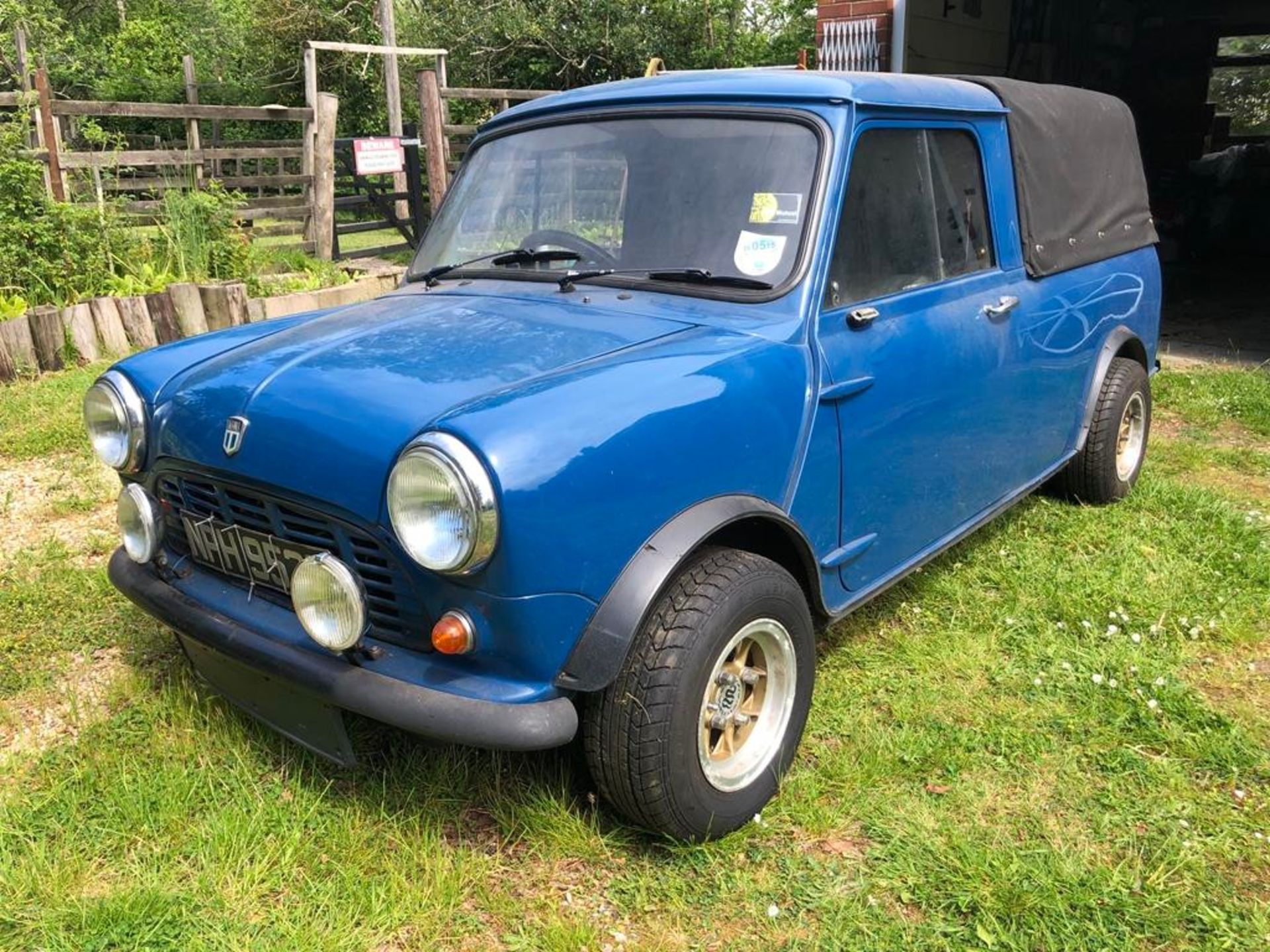A 1972 Mini Pick-Up Registration number NPH 953L Chassis number AXAU1-781866A Blue with a black - Image 69 of 77