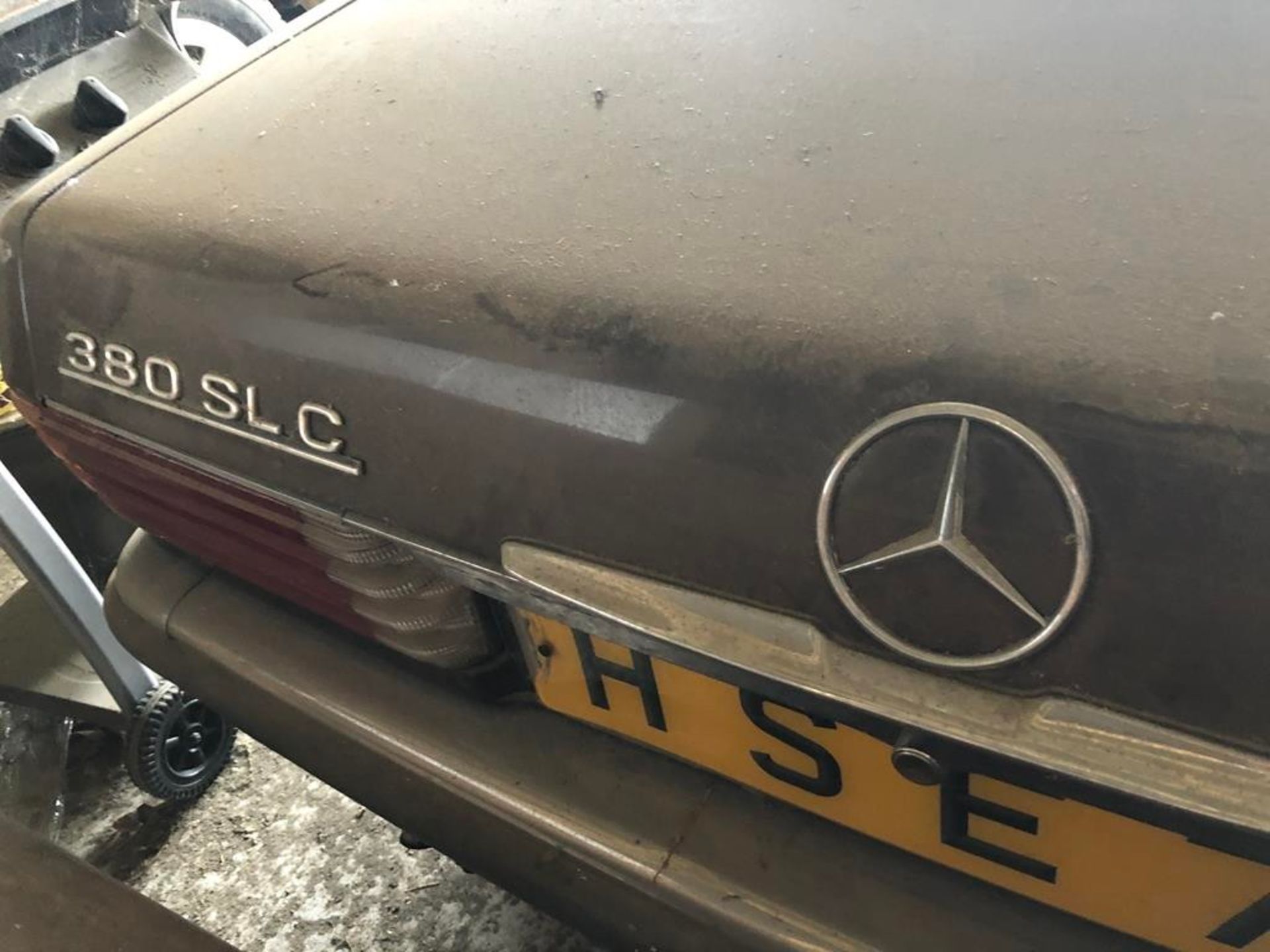 Mercedes-Benz 380 SLC Registration number BWP 946M Being sold without reserve - Image 26 of 52