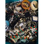 Assorted costume and other jewellery