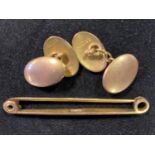 A pair of 9ct gold cufflinks, and a 9ct gold bar brooch, 6.5 g