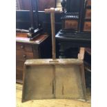 A vintage brewers' hop shovel, 110 cm high