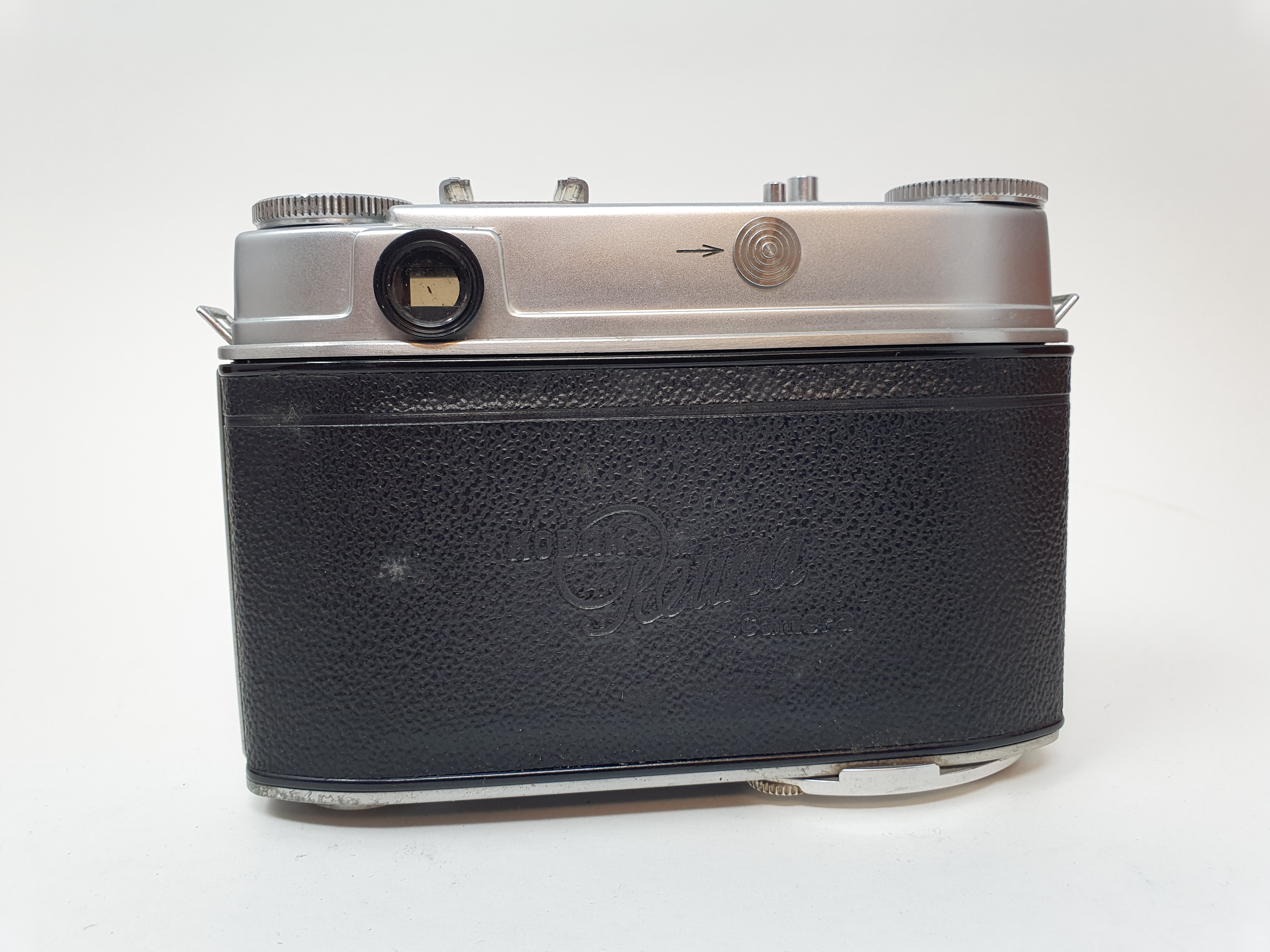 A Kodak Retina III, serial number 231293, in leather outer case, various accessories and lens, in - Image 5 of 6