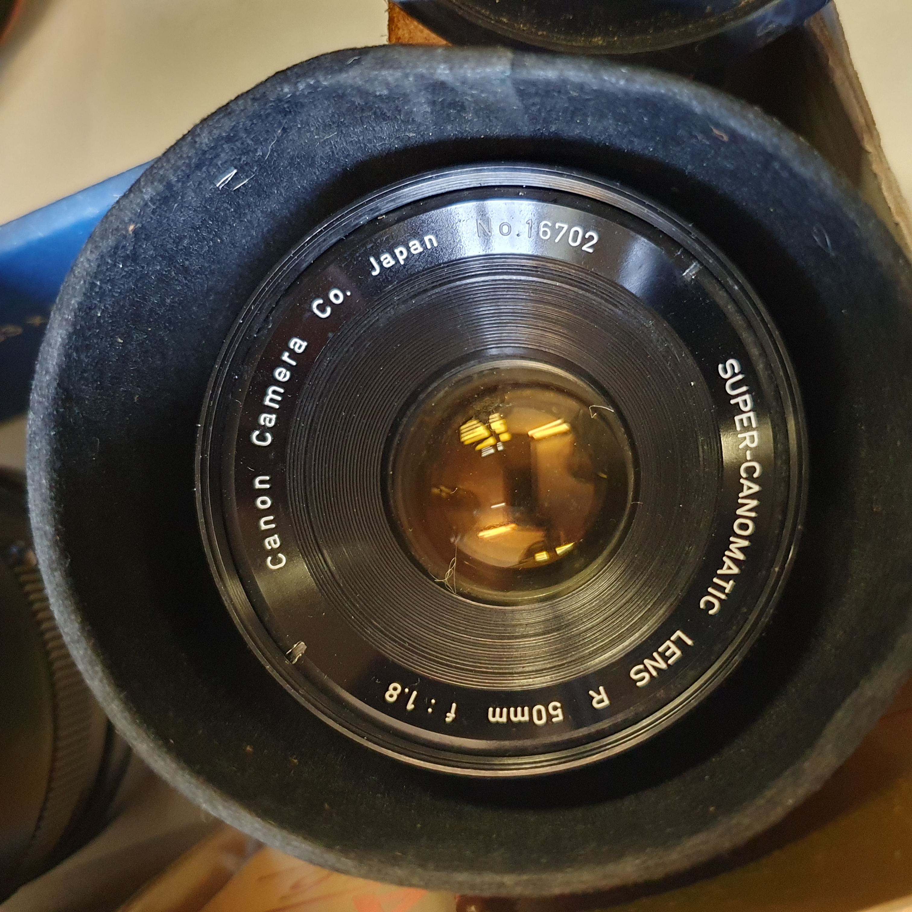 An Alto Welblick camera lens and various other camera lenses (2 boxes) Provenance: Part of a vast - Image 4 of 11