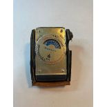 A Kodak light meter, in original box, and various assorted photography items (box) Provenance: