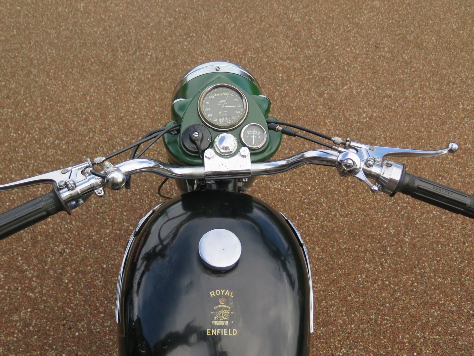 1959 Royal Enfield Clipper 350 Registration number USK 268 Frame number 43002 Engine number E 969 - Image 6 of 10