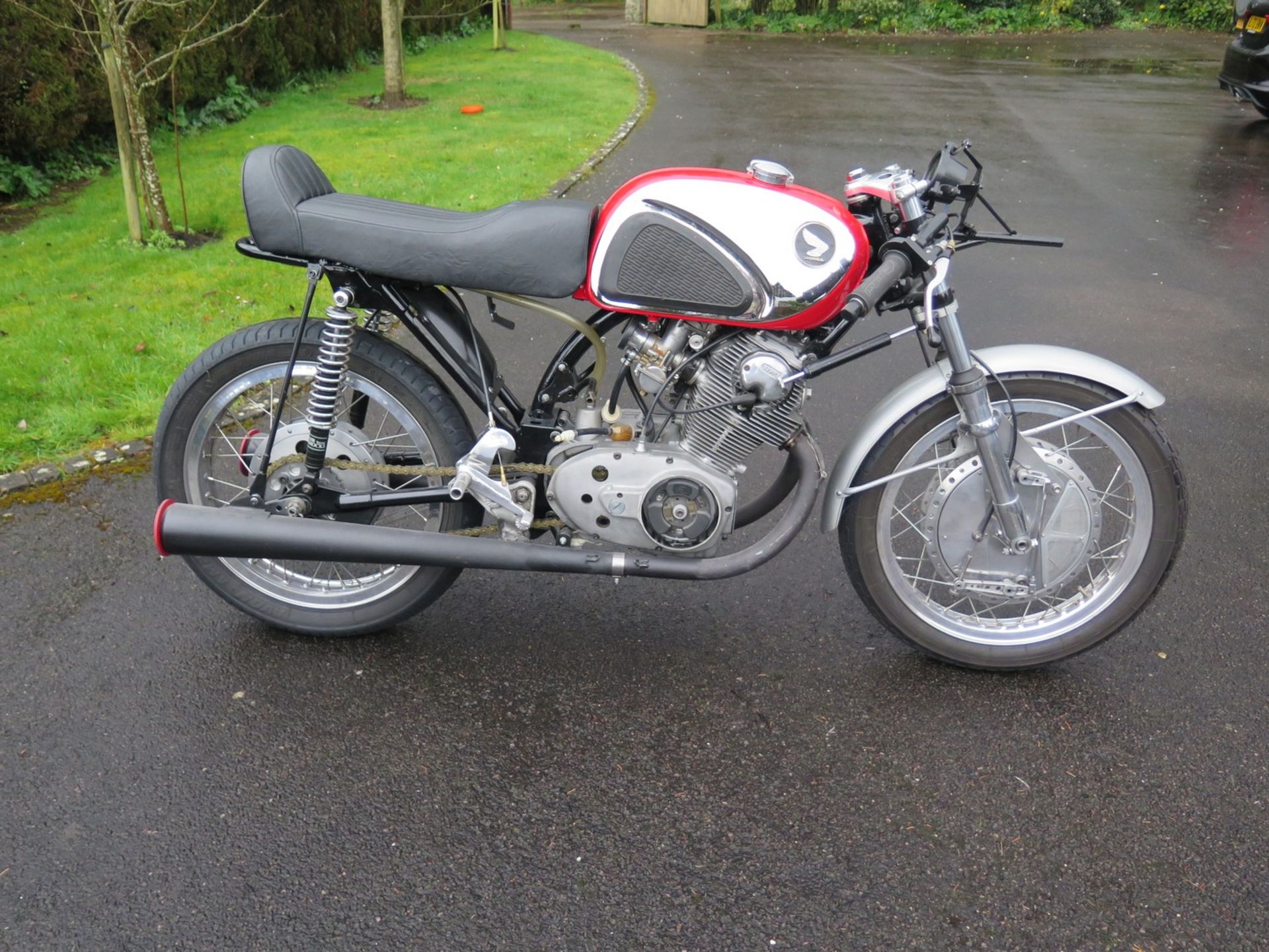 1961 Honda CB77 Built by the owner over a four year period as a CR77 race bike Fitted 35 mm - Image 2 of 8