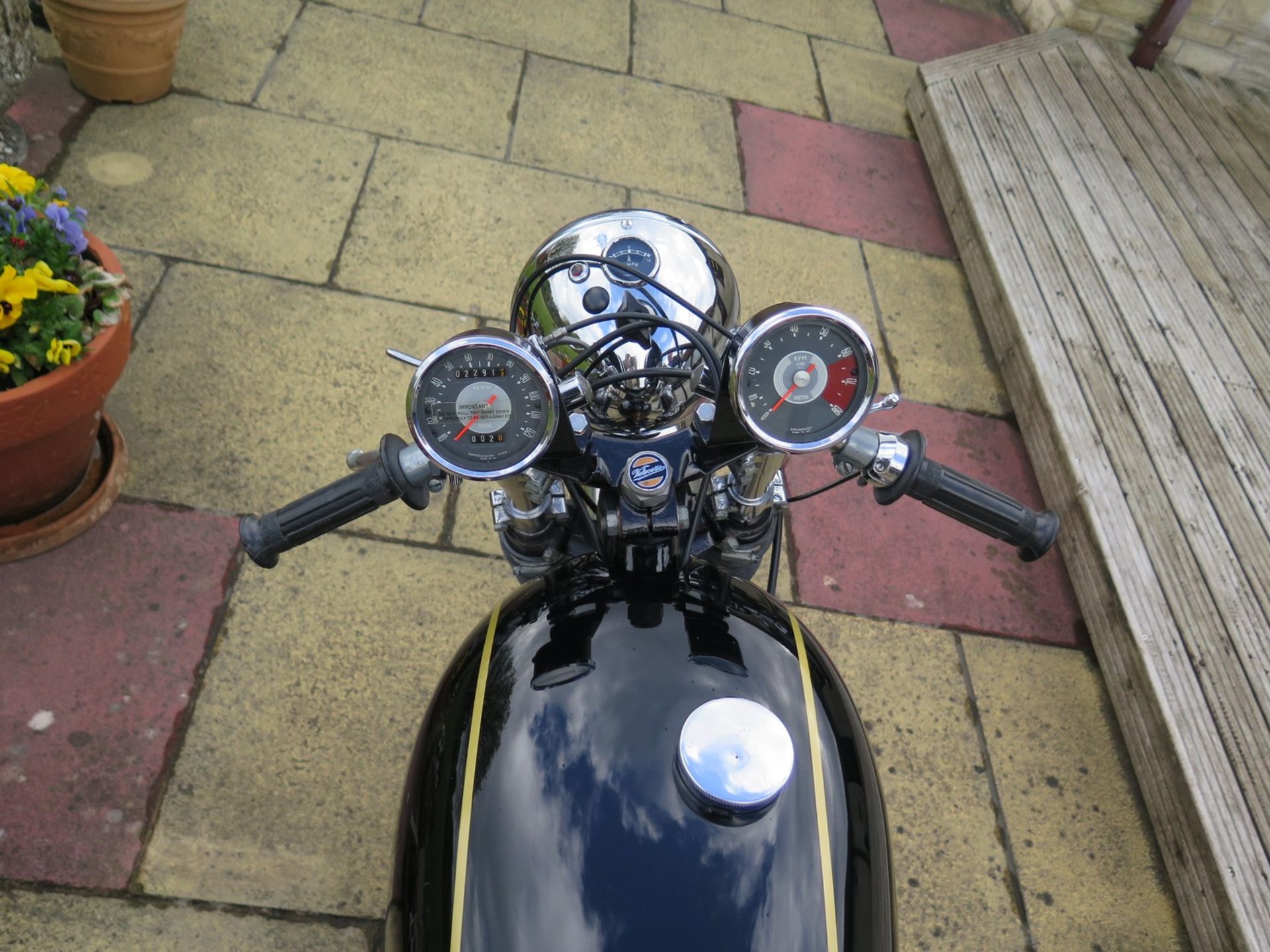 1959 Velocette Venom Clubman Registration number UNR 865 Frame number RS13966 Engine number VM3790 - Image 3 of 9