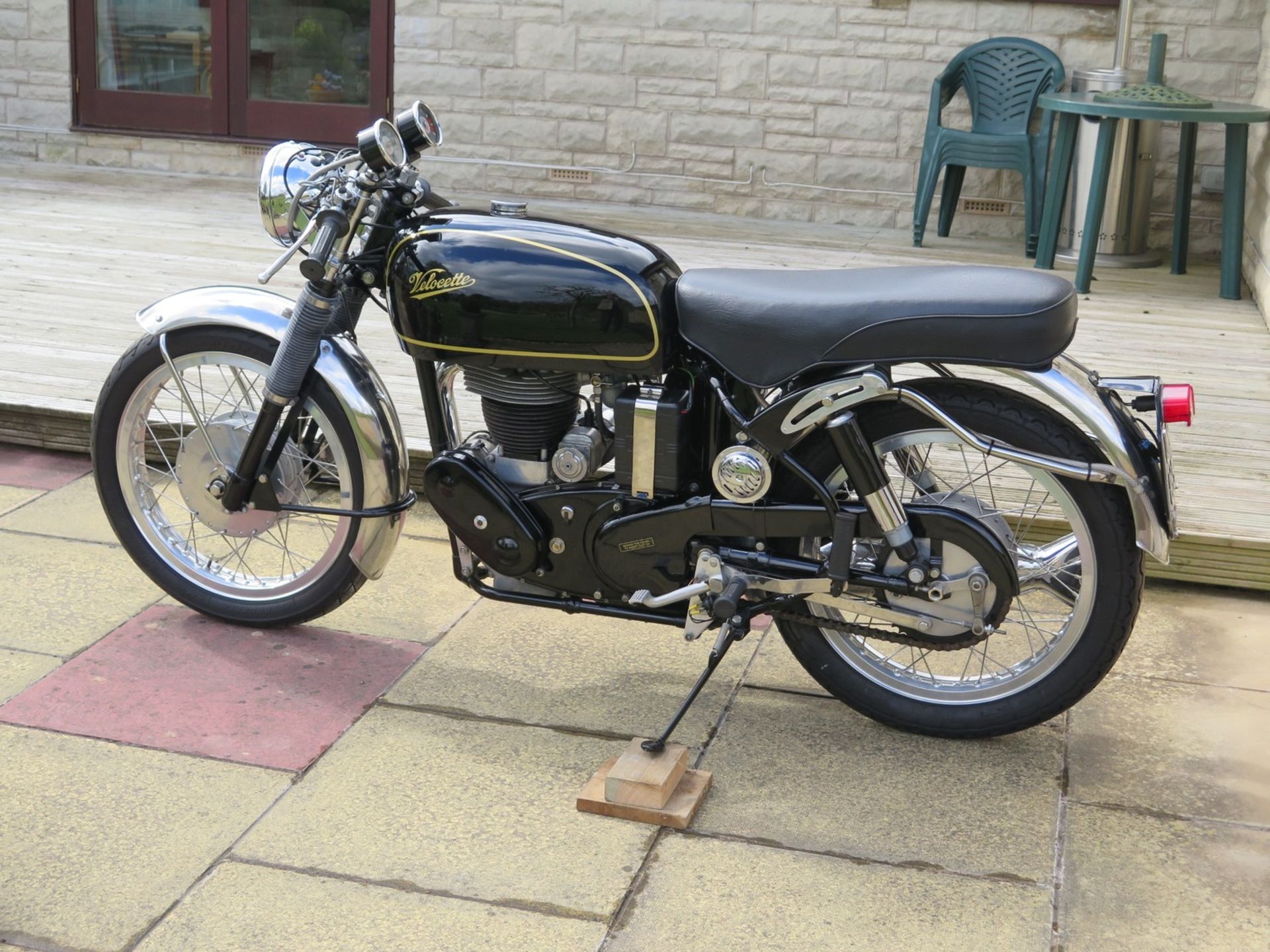 1959 Velocette Venom Clubman Registration number UNR 865 Frame number RS13966 Engine number VM3790 - Image 2 of 9