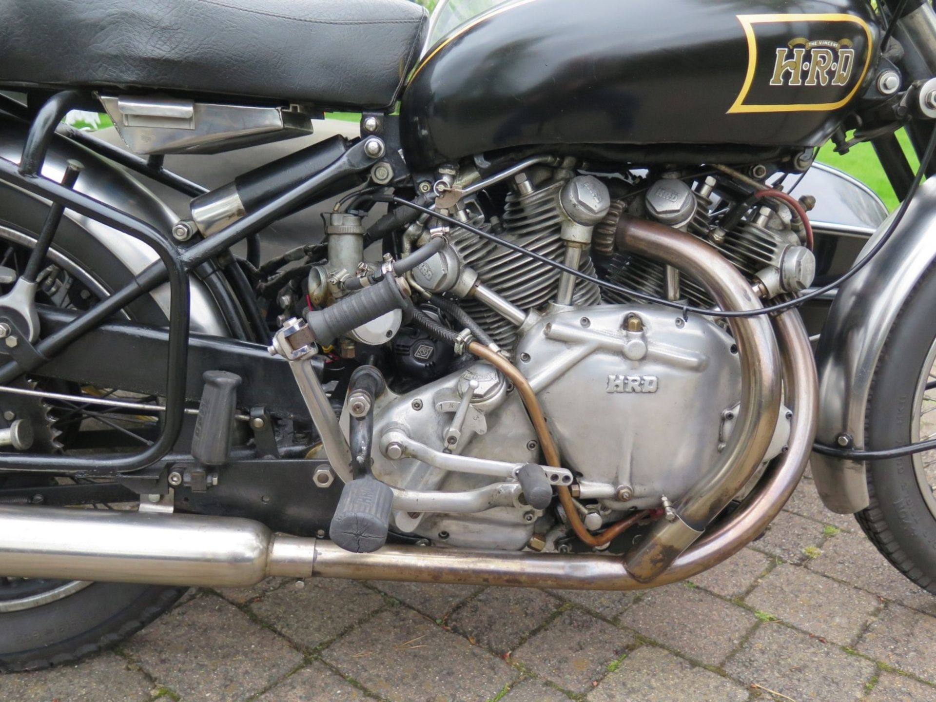 A1947 Vincent HRD Rapide with Watsonian GP sidecar Registration number OMK 245 Frame number R 2051 - Image 8 of 8