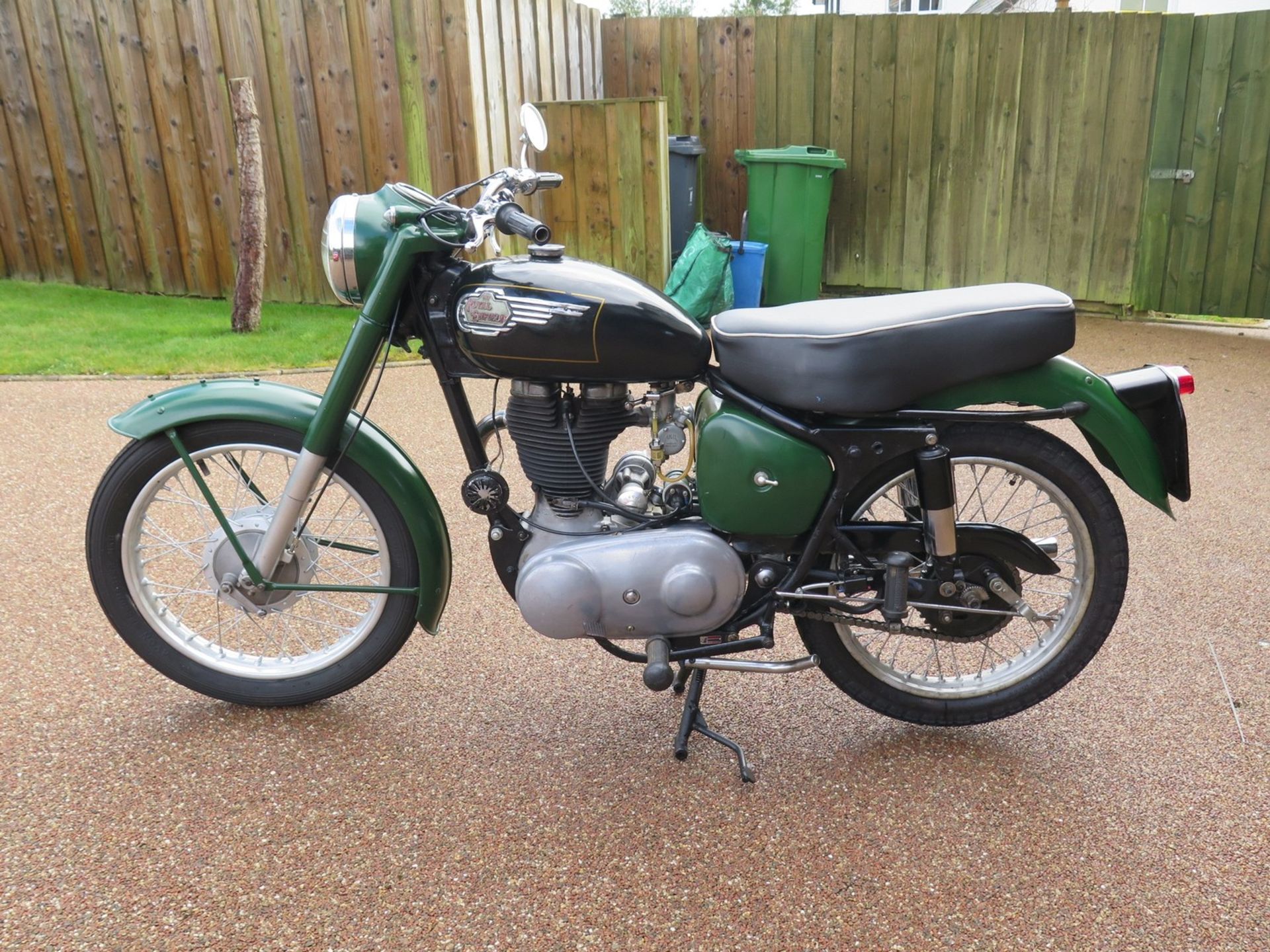 1959 Royal Enfield Clipper 350 Registration number USK 268 Frame number 43002 Engine number E 969 - Image 2 of 10