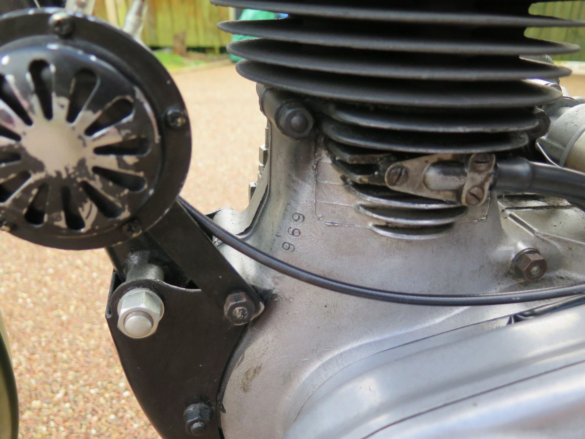 1959 Royal Enfield Clipper 350 Registration number USK 268 Frame number 43002 Engine number E 969 - Image 3 of 10