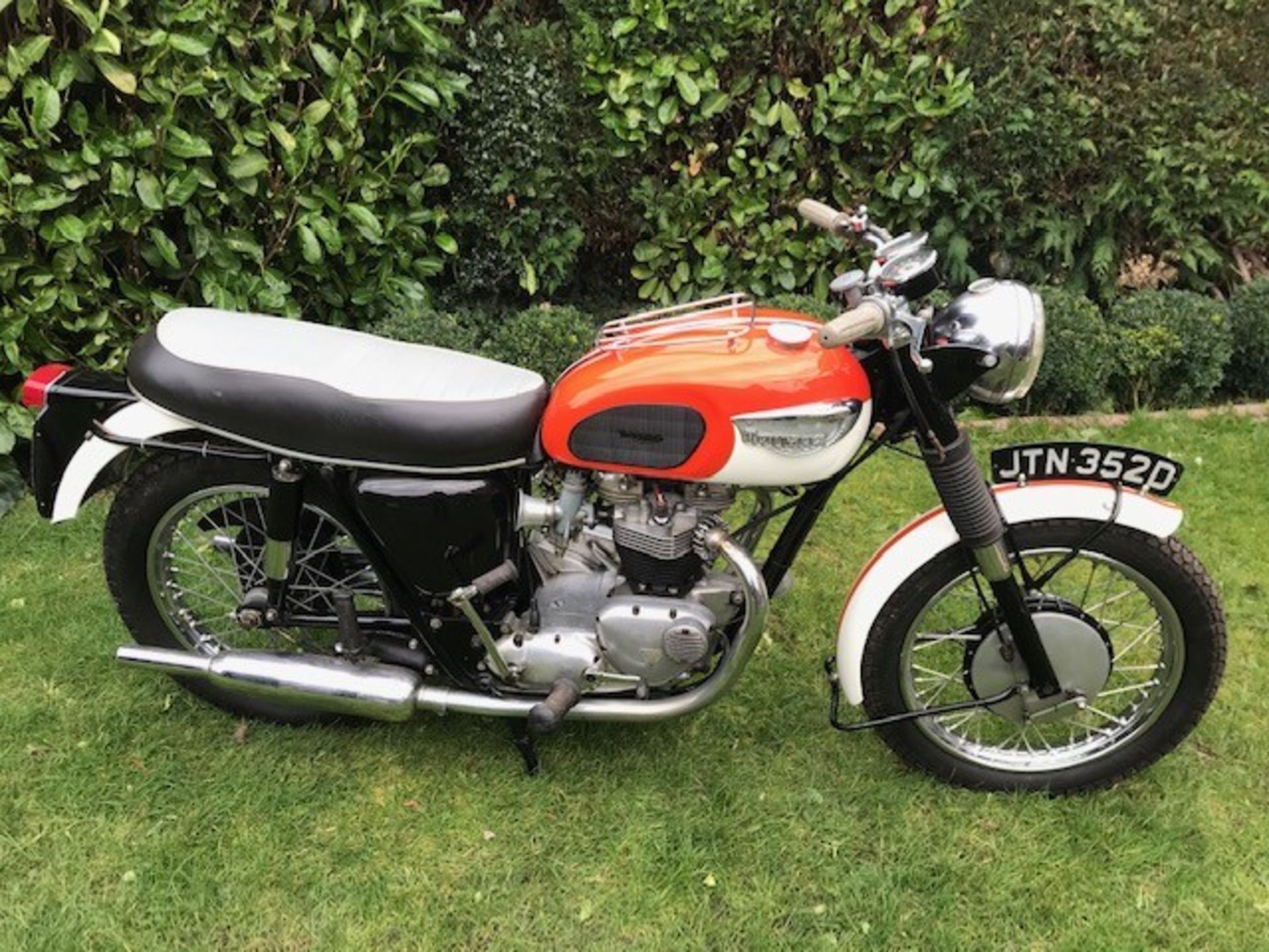 1966 Triumph T120 Bonneville Registration number JTN 352D Frame number TI20DU2801 Engine number