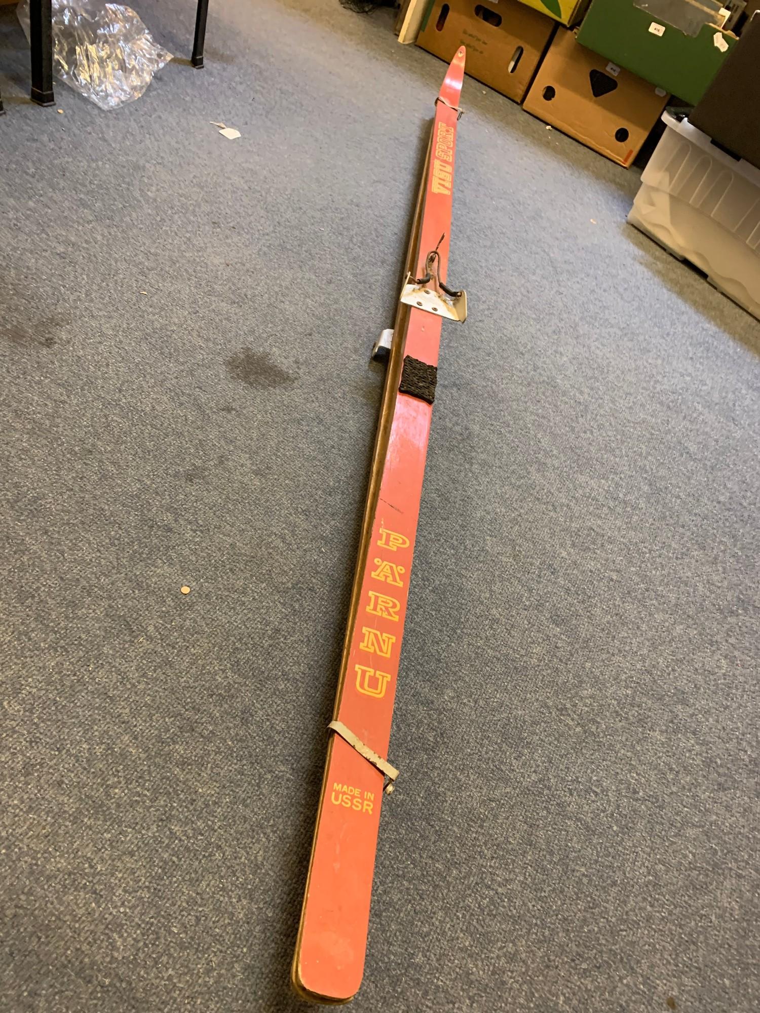 A pair of vintage Visu skis and poles (4) - Image 5 of 9