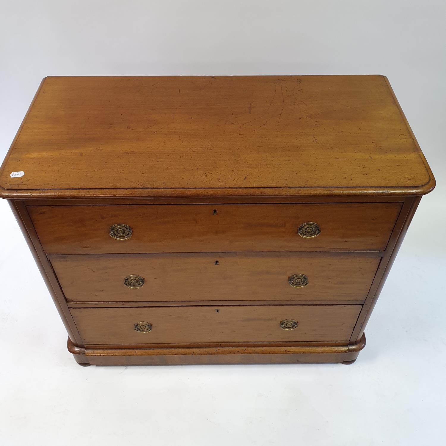 A 19th century mahogany chest, having three long drawers, 104 cm wide - Image 2 of 3
