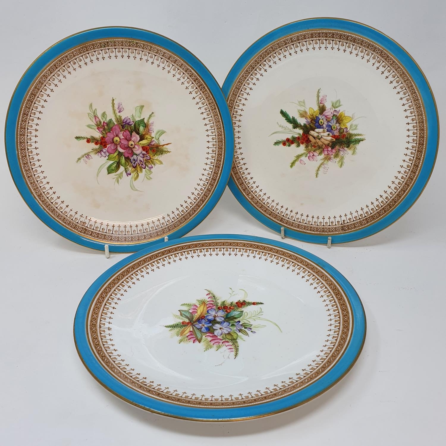 A Royal Worcester dessert service, having five tazzi and nine plates, 23 cm diameter (14) Various