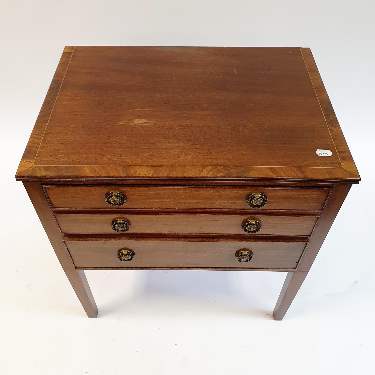 A mahogany chest of three drawers, on square tapering legs, 68 cm wide - Image 2 of 3