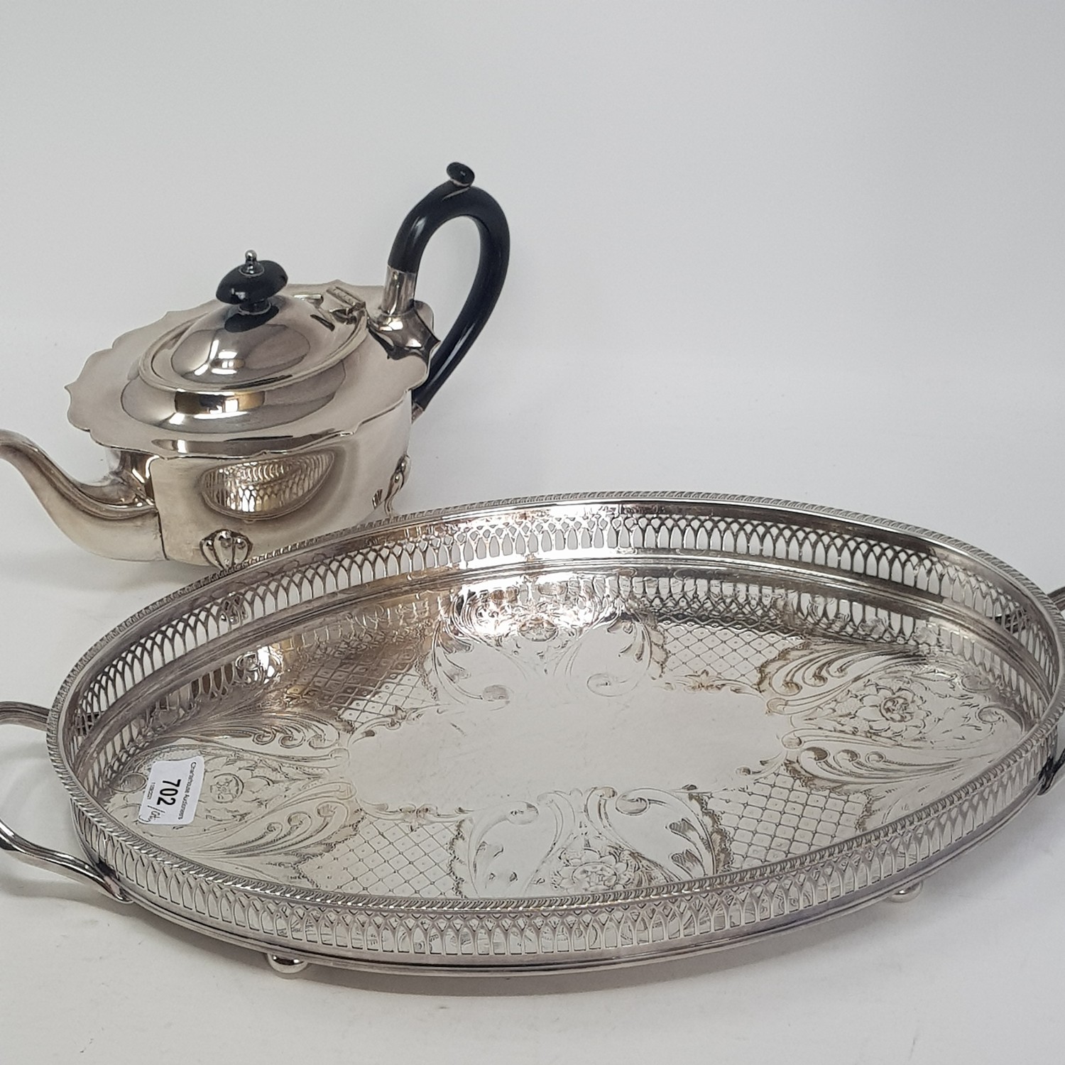 A silver plated oval tray, other silver plate and items (qty) - Image 3 of 3