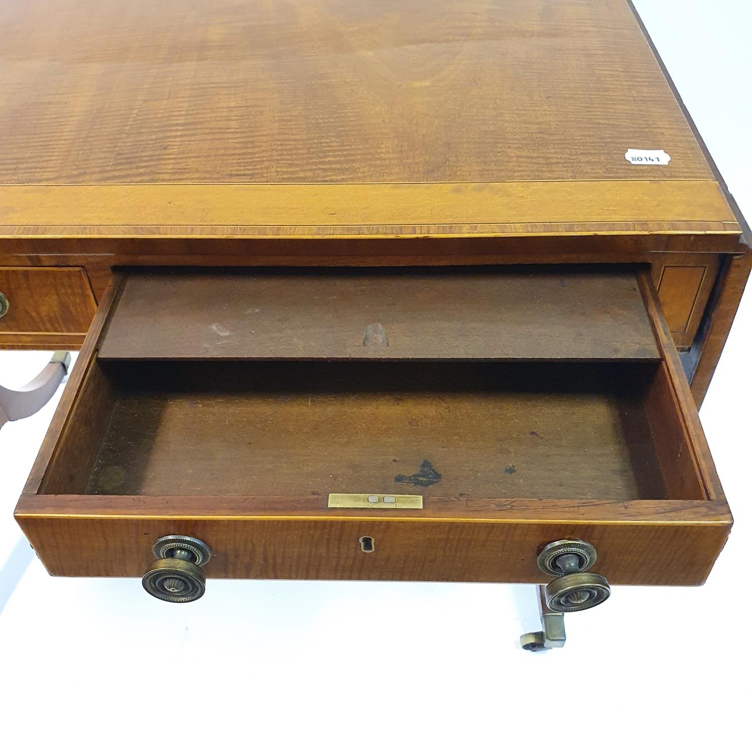 A 19th century mahogany sofa table, crossbanded in satinwood, with two frieze drawers, on end - Image 4 of 7