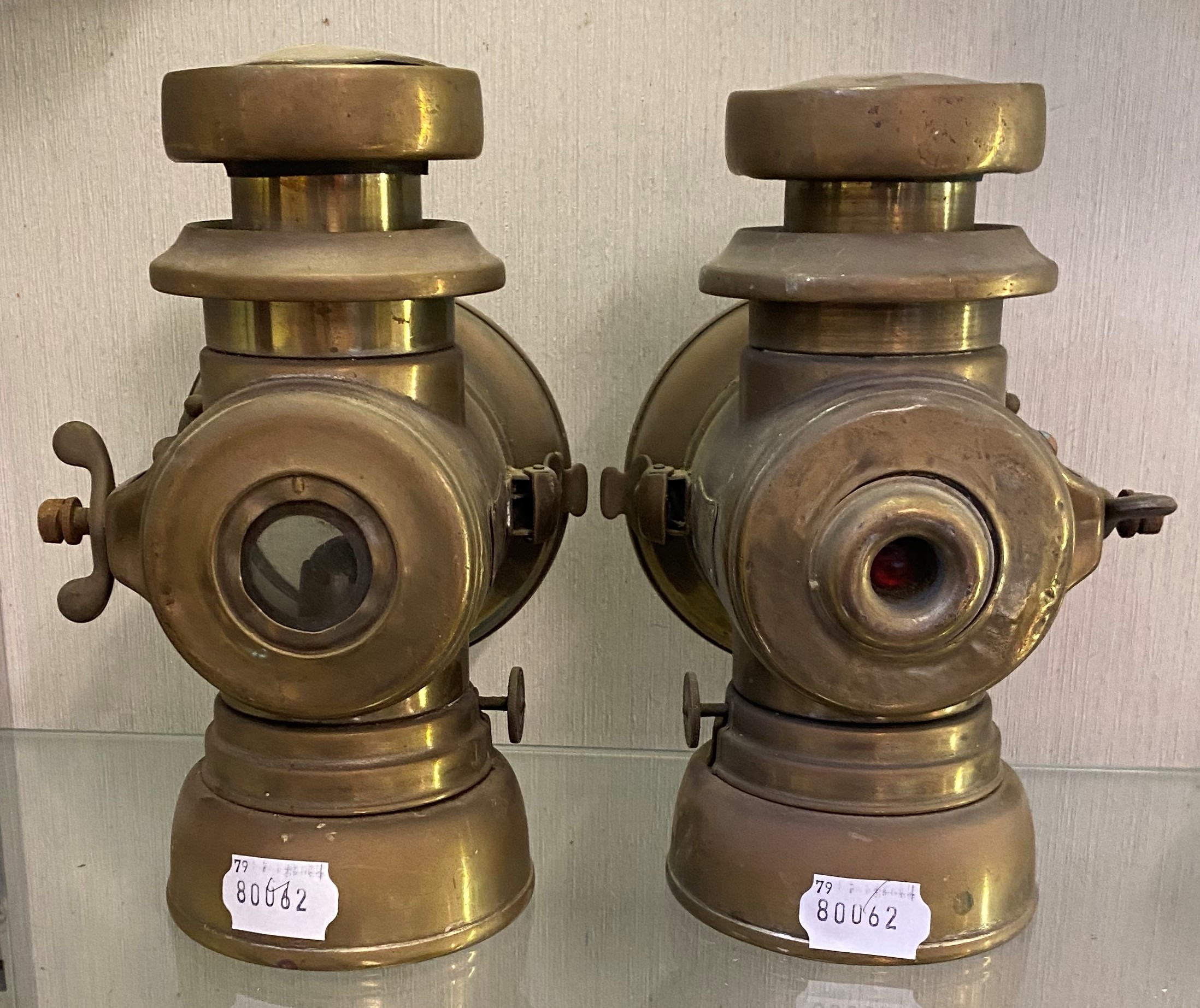 A pair of brass Lucas King's Own lamps, No. F145, slight loss - Image 4 of 4